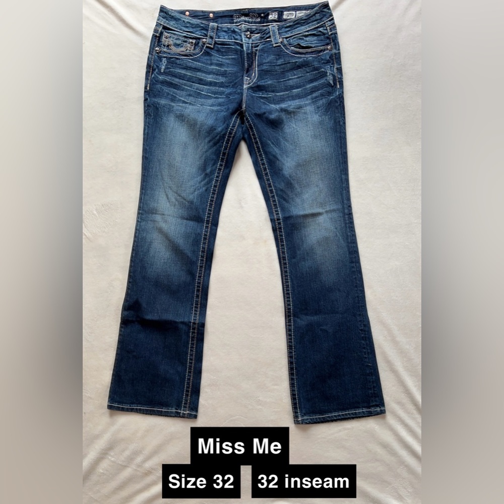 Cowhide pockets, Miss Me jeans!!